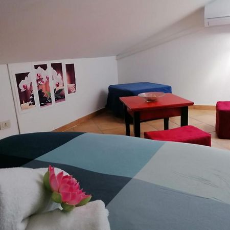 Casa Del Loto Appartement Fiumicino Buitenkant foto